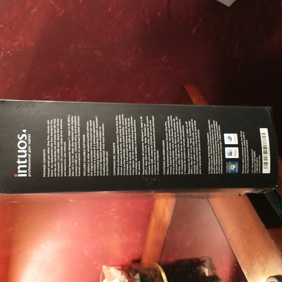 Wacom Tablet Intuos 4 - Pre-owned - C8 - Picture 2 of 12